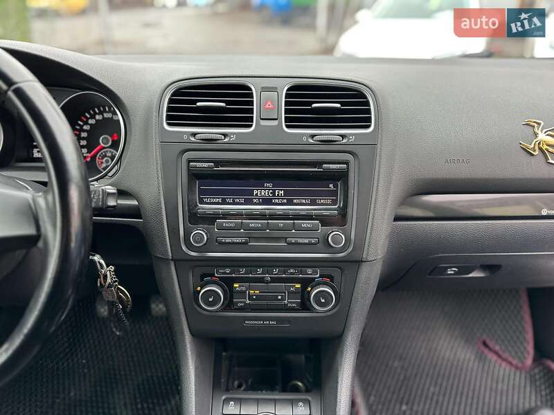 Хэтчбек Volkswagen Golf 2011 в Виннице
