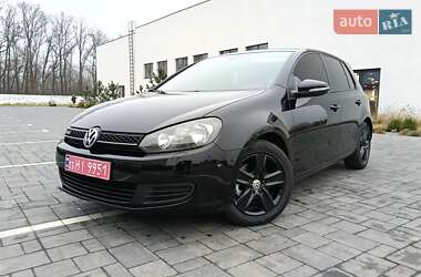 Хетчбек Volkswagen Golf 2009 в Луцьку