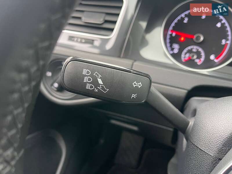 Універсал Volkswagen Golf 2017 в Києві