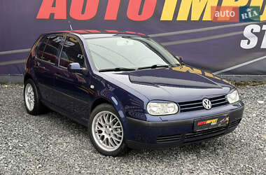 Хэтчбек Volkswagen Golf 2000 в Стрые