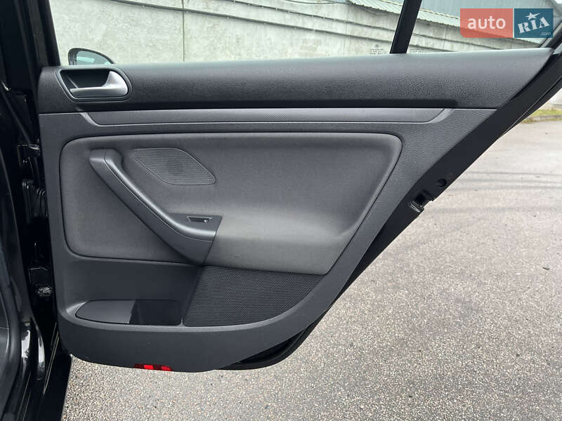 Хэтчбек Volkswagen Golf 2007 в Киеве фото 19 Хэтчбек Volkswagen Golf 2007 в Киеве