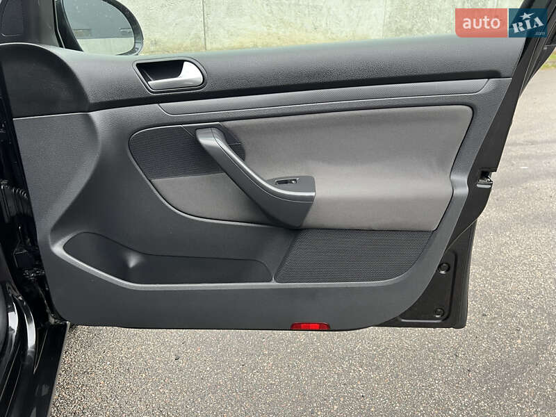 Хэтчбек Volkswagen Golf 2007 в Киеве фото 22 Хэтчбек Volkswagen Golf 2007 в Киеве