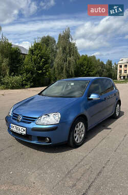 Хетчбек Volkswagen Golf 2004 в Ємільчиному