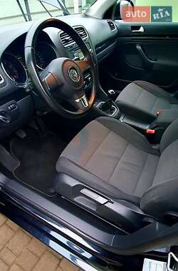 Универсал Volkswagen Golf 2009 в Царичанке