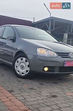 Хэтчбек Volkswagen Golf 2008 в Берегово