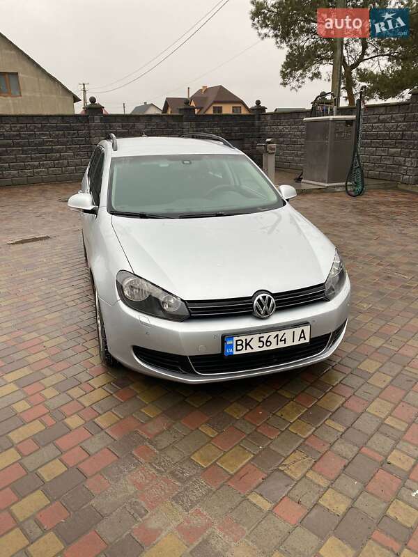 Volkswagen Golf 2011