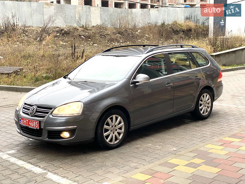 Универсал Volkswagen Golf 2009 в Тернополе