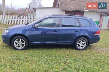 Универсал Volkswagen Golf 2013 в Городнице