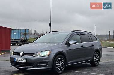 Универсал Volkswagen Golf 2015 в Киеве