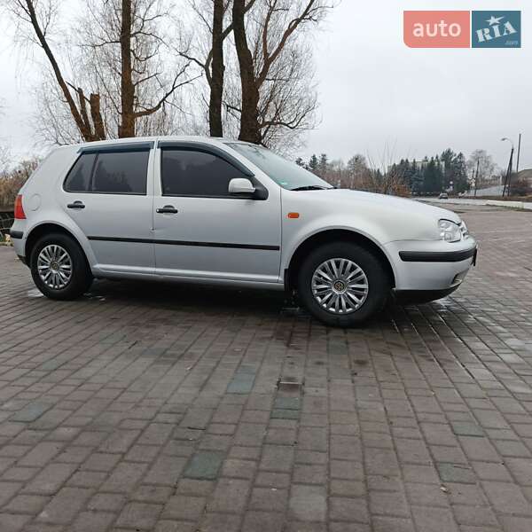 Хэтчбек Volkswagen Golf 1999 в Шполе фото 2 Хэтчбек Volkswagen Golf 1999 в Шполе
