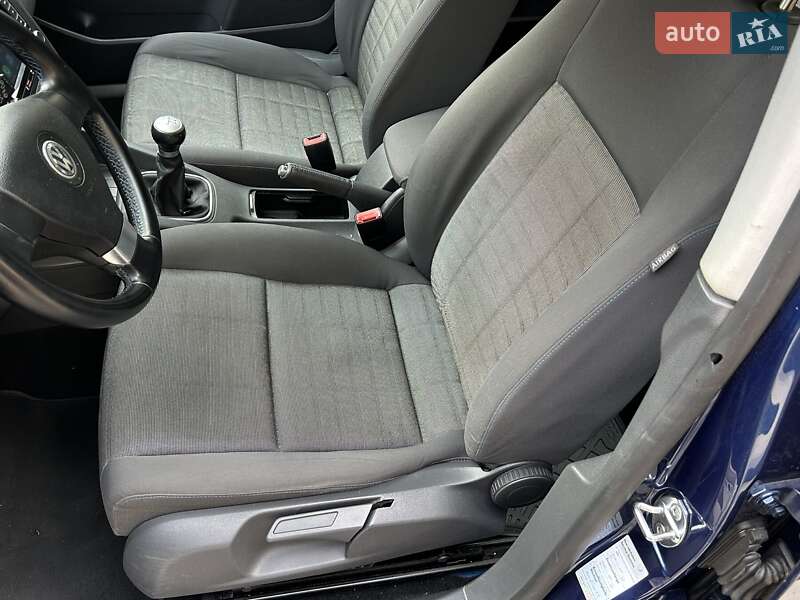 Хэтчбек Volkswagen Golf 2008 в Ровно фото 16 Хэтчбек Volkswagen Golf 2008 в Ровно