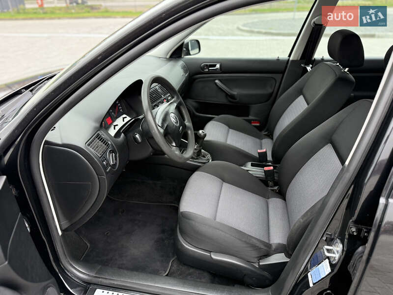 Хэтчбек Volkswagen Golf 2003 в Черновцах фото 32 Хэтчбек Volkswagen Golf 2003 в Черновцах