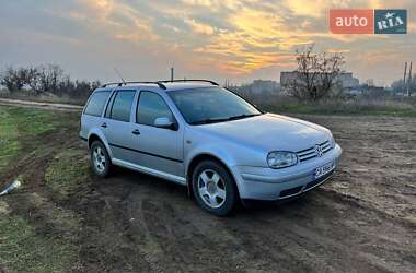 Універсал Volkswagen Golf 2002 в Слов'янську