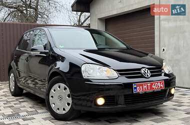 Хетчбек Volkswagen Golf 2008 в Рівному