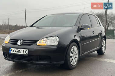 Хэтчбек Volkswagen Golf 2007 в Рокитном