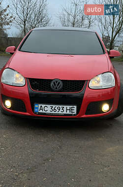 Хэтчбек Volkswagen Golf 2006 в Ровно