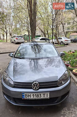 Универсал Volkswagen Golf 2010 в Одессе