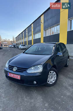 Хэтчбек Volkswagen Golf 2006 в Нежине