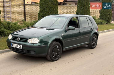 Хетчбек Volkswagen Golf 2003 в Києві