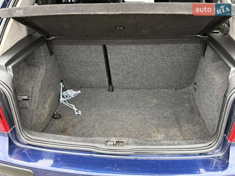 Хэтчбек Volkswagen Golf 2002 в Стрые фото 22 Хэтчбек Volkswagen Golf 2002 в Стрые