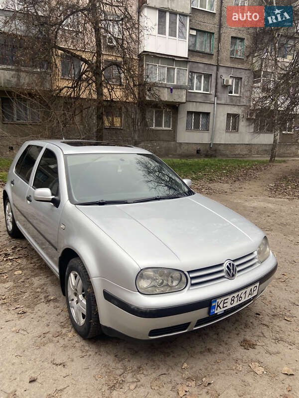 Хэтчбек Volkswagen Golf 2001 в Каменском фото Хэтчбек Volkswagen Golf 2001 в Каменском