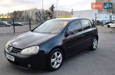 Хэтчбек Volkswagen Golf 2006 в Киеве