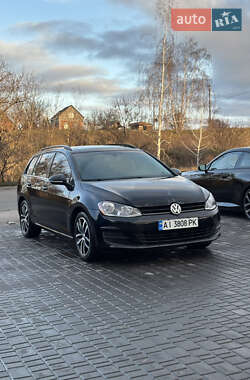 Універсал Volkswagen Golf 2016 в Фастові
