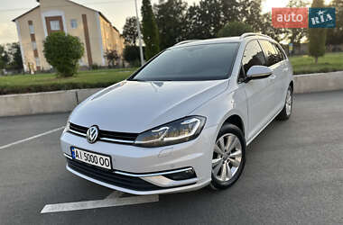 Универсал Volkswagen Golf 2017 в Киеве