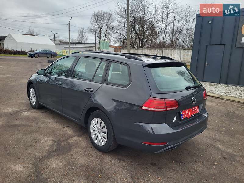Универсал Volkswagen Golf 2018 в Нововолынске