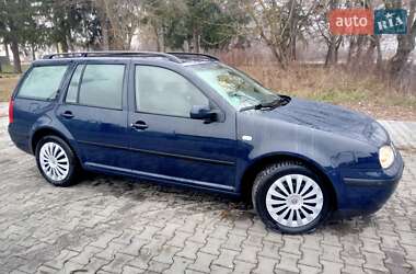 Універсал Volkswagen Golf 2001 в Тернополі