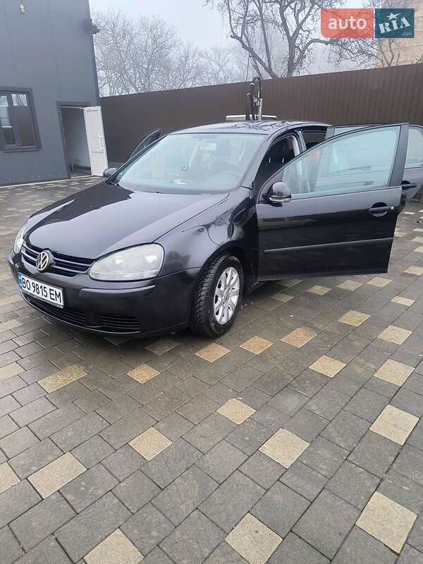 Volkswagen Golf 2004 Volkswagen Golf 2004