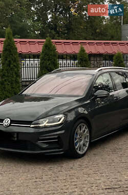 Універсал Volkswagen Golf 2018 в Ізмаїлі