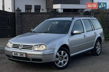 Универсал Volkswagen Golf 2004 в Ровно