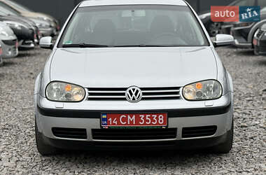 Хэтчбек Volkswagen Golf 2003 в Виннице