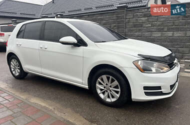 Хэтчбек Volkswagen Golf 2015 в Кривом Роге