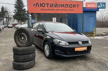 Универсал Volkswagen Golf 2016 в Сумах