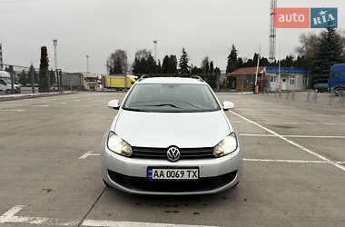 Универсал Volkswagen Golf 2011 в Киеве