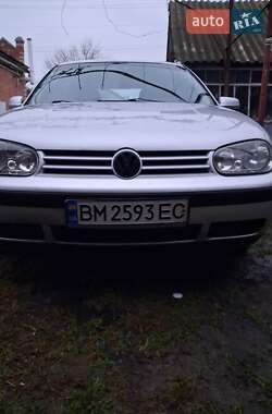 Хетчбек Volkswagen Golf 2002 в Охтирці