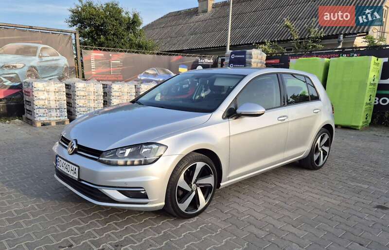 Хэтчбек Volkswagen Golf 2018 в Тернополе