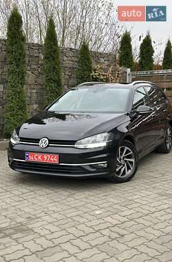 Универсал Volkswagen Golf 2019 в Львове