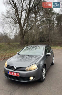 Хетчбек Volkswagen Golf 2009 в Рава-Руській