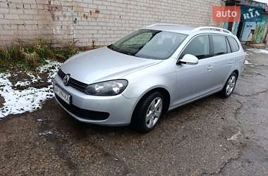Універсал Volkswagen Golf 2010 в Запоріжжі