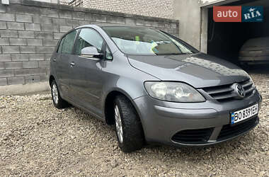 Хэтчбек Volkswagen Golf 2005 в Кременце