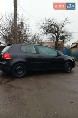Універсал Volkswagen Golf 2004 в Гадячі