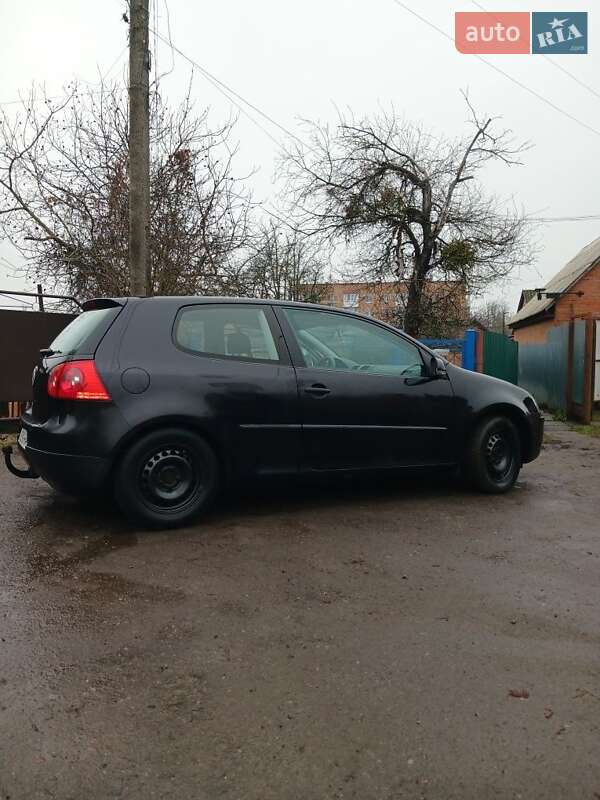 Volkswagen Golf 2004