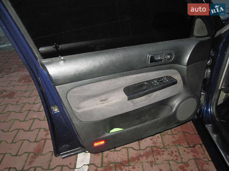 Хетчбек Volkswagen Golf 1999 в Вінниці