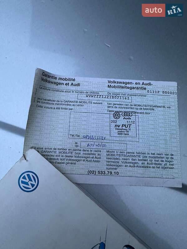 Хетчбек Volkswagen Golf 2000 в Збаражі