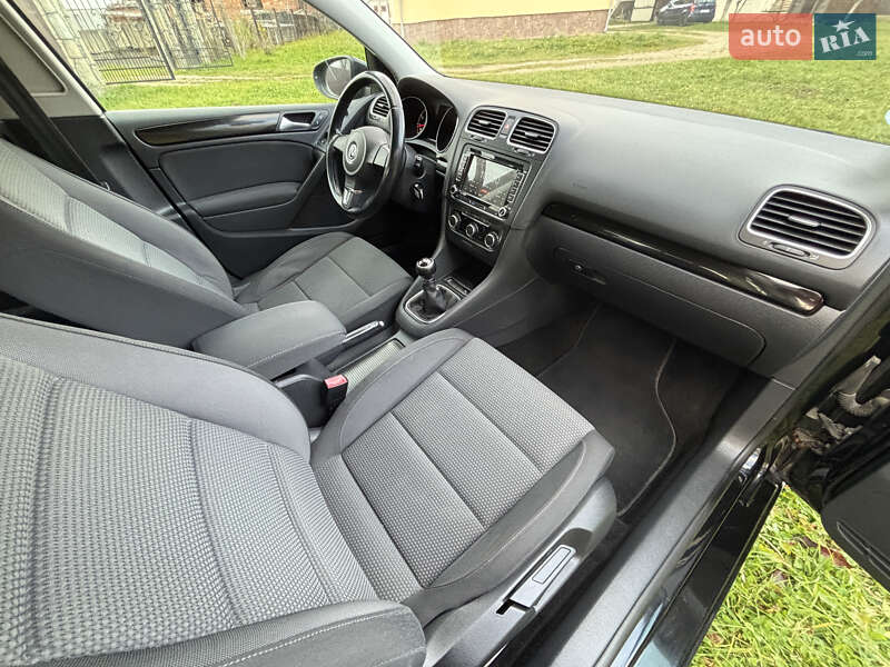 Хетчбек Volkswagen Golf 2009 в Надвірній фото 27 Хетчбек Volkswagen Golf 2009 в Надвірній