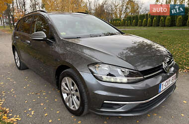 Универсал Volkswagen Golf 2018 в Хмельницком