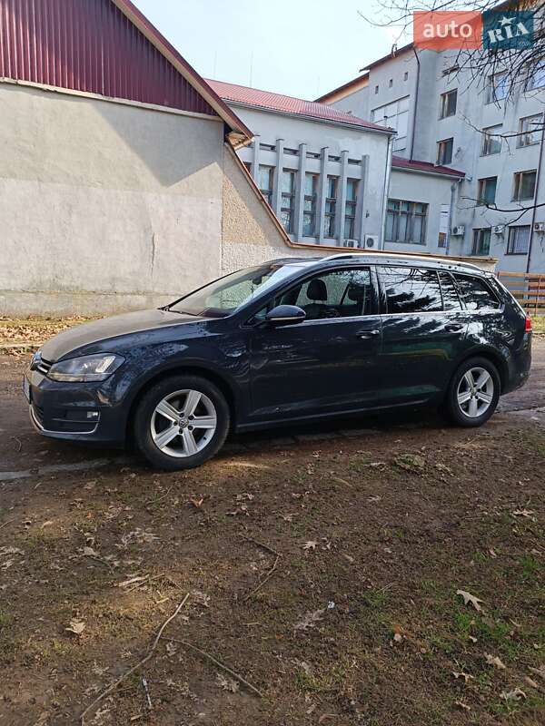 Універсал Volkswagen Golf 2014 в Сваляві